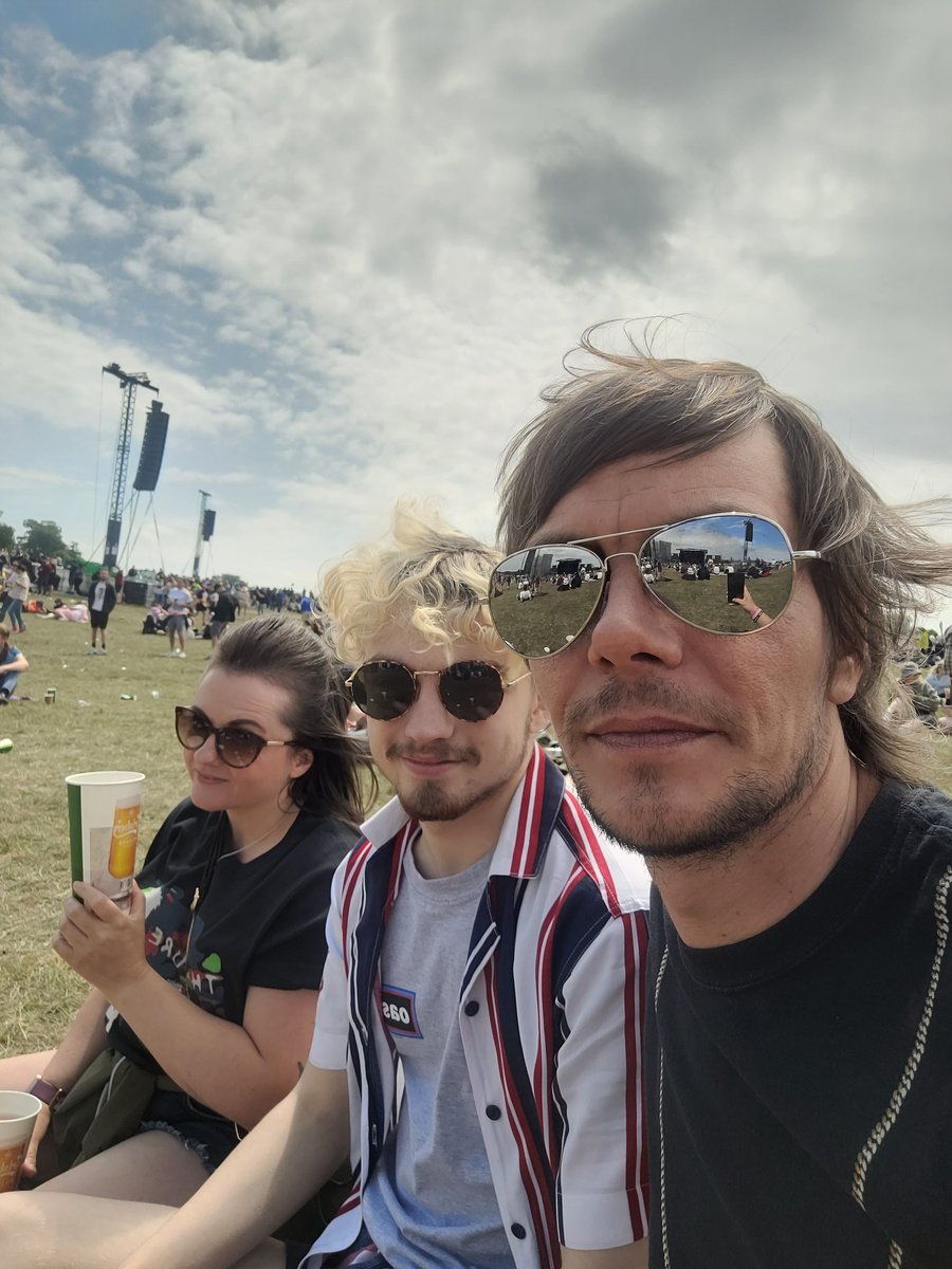 ChiefTimber's tweet photo. #Knebworth22 https://t.co/AhtSQJJ5v5