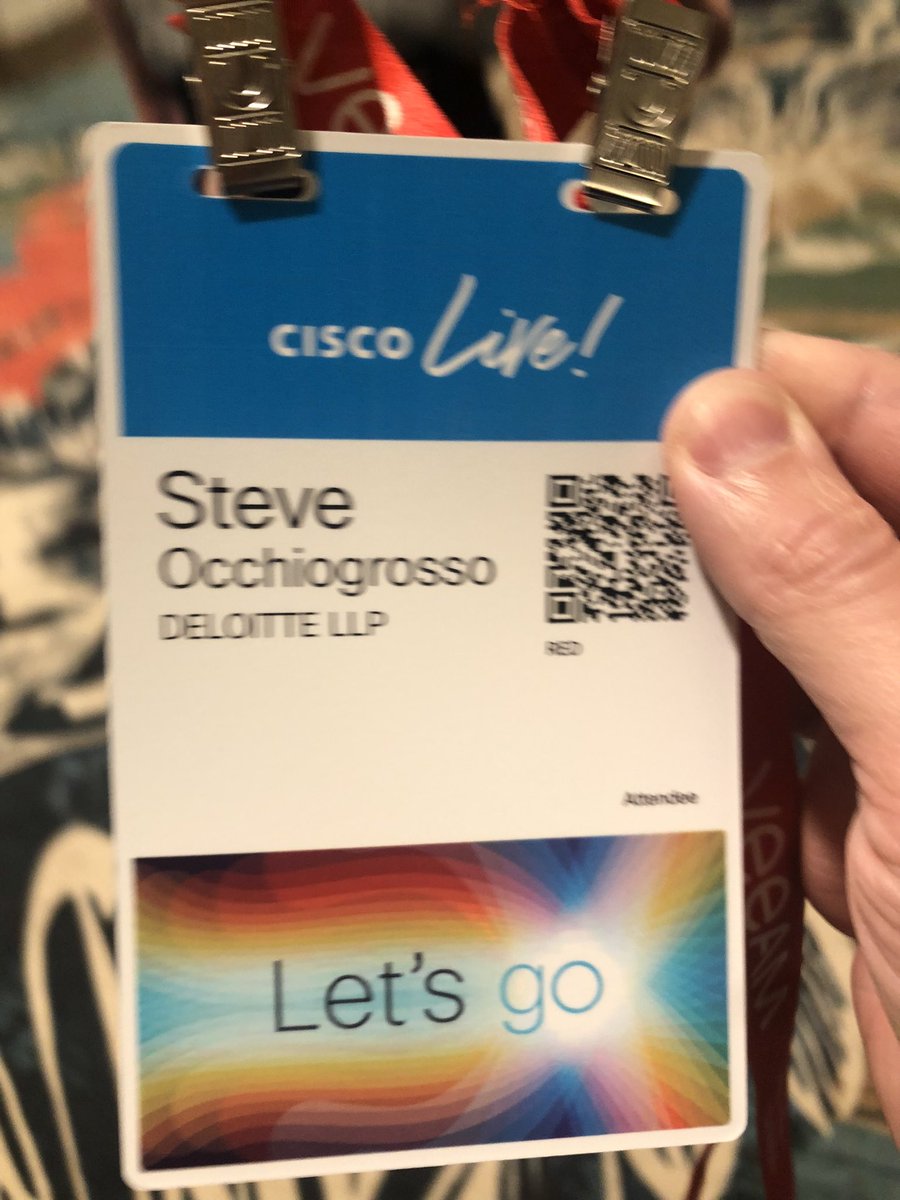 StephenO86's tweet photo. It has begun!!! I’ll remember to turn in notifications this year!!! #clus https://t.co/9RjoZrUbqO