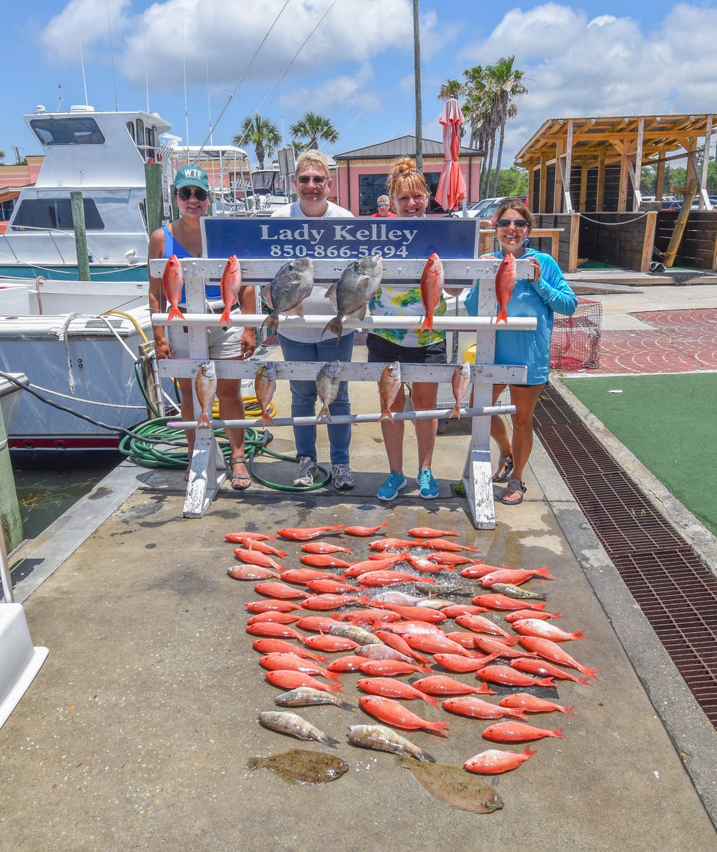 Beautiful Morning on the Lady Kelley.
kelleygirlcharters.com
Thanks for choosing #KelleyGirlCharters.

#Charterfishing #PanamaCityBeachFlorida #DeepSeaFishing  goo.gl/maps/VfoUU5DJq…