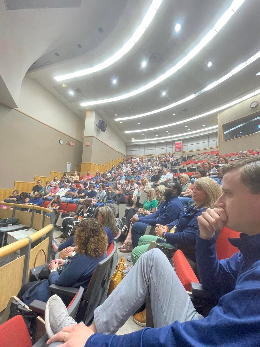 Great start to year 4 of IOM.  U.S. Chamber of Commerce Institute for Organization Management at University of Madison.  #Growcedarvalley
#IOMeducates
#Midwestinstitute