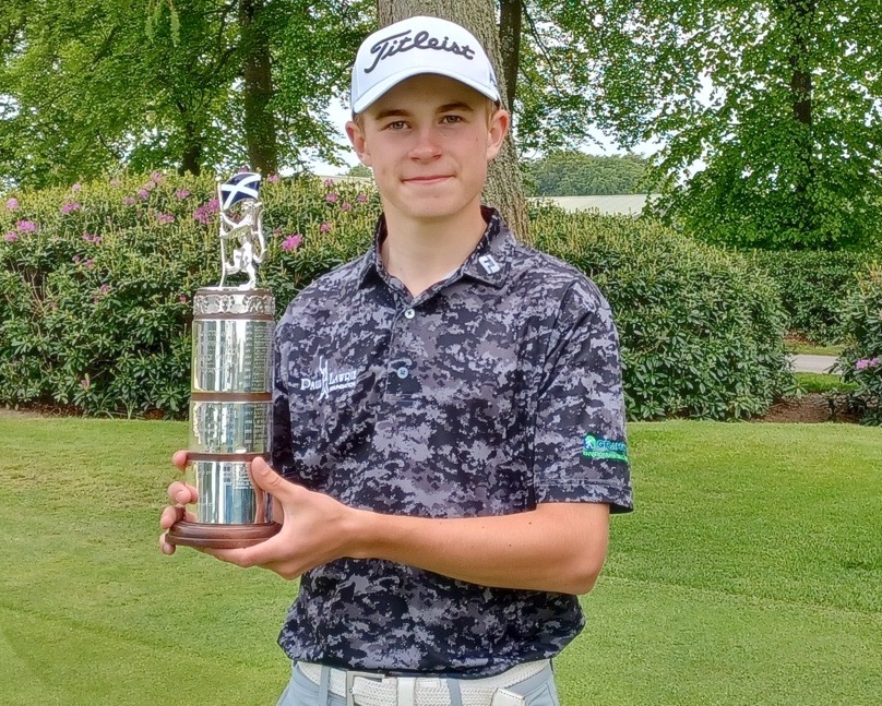 @ScottishGolf glory for @BlairgowrieGC's Connor Graham as he spread-eagles the field at @themeldrum in the Scottish Men's Open, strengthening his Walker Cup claims. Full story... golfnews24.co.uk/2023-scottish-…