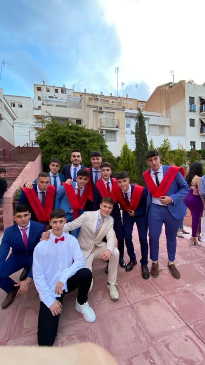 alejandrooadaan's tweet photo. La verdad que no me importa el donde,cuando,el como ni el porque, solo quiero que sea con ellos https://t.co/FysMS745qJ