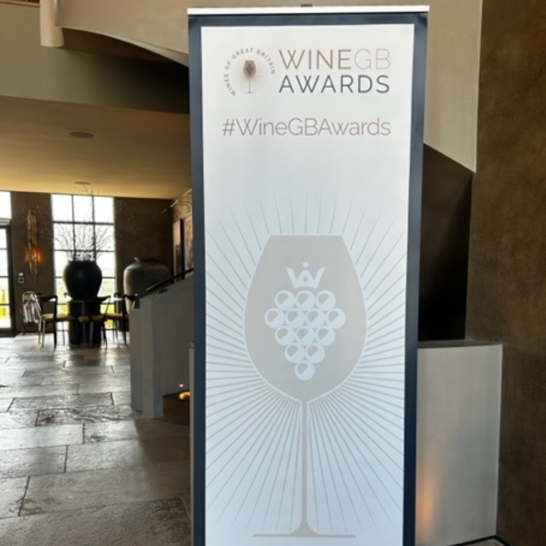 Wines of Great Britain tweet media