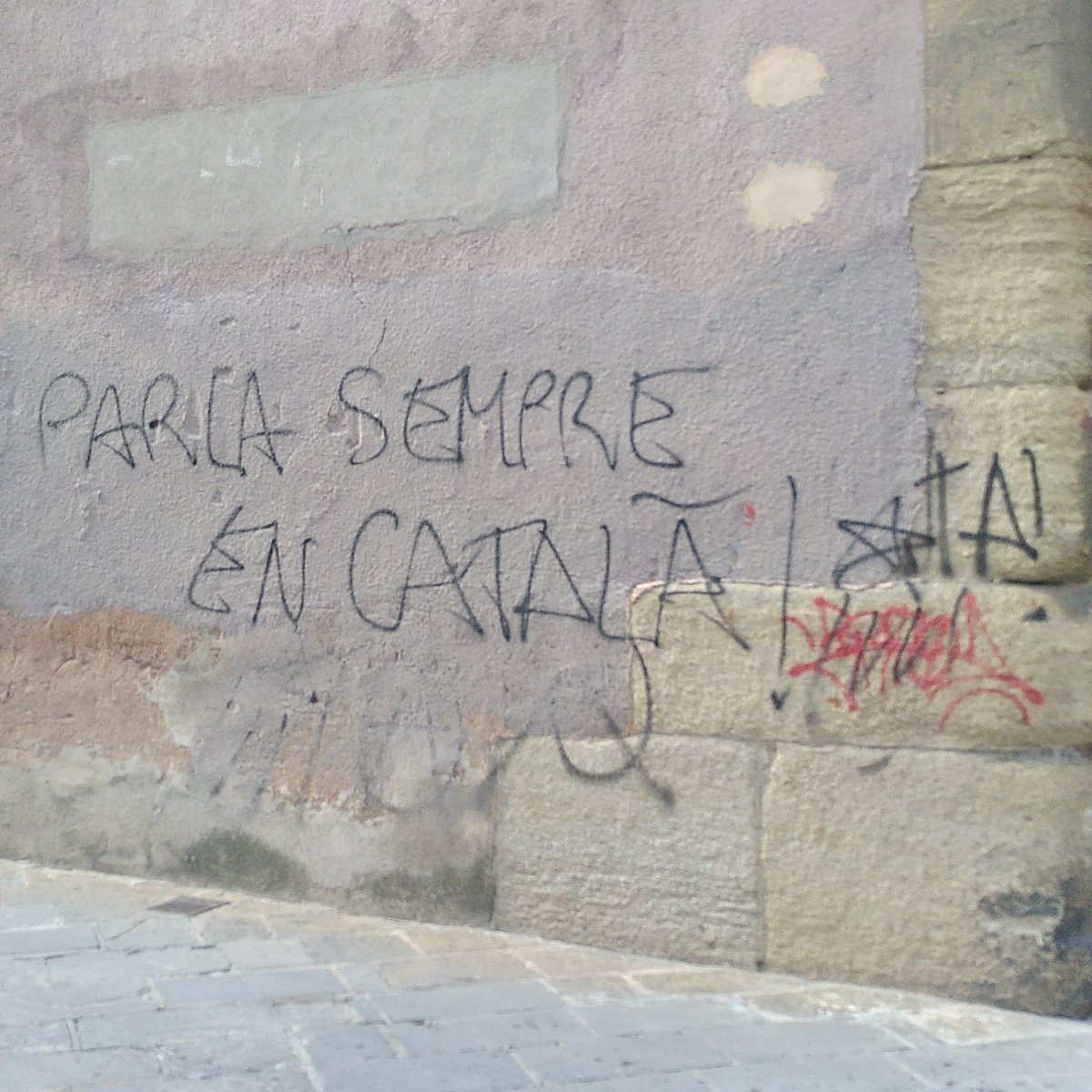 "PARLA SEMPRE EN CATALÀ!" Vic 2023. #guixadesvigatanes #vic #osona