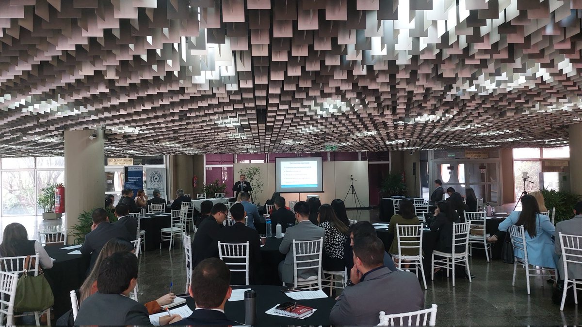 #HOY | Se está realizando taller de Socialización y Sensibilización sobre Herramientas de Prevención del FT. 

✅ Con la participación del sector público y privado.

📍Foyer de la Sala de Convenciones del <a href="/BCP_PY/">Banco Central del Paraguay</a>.