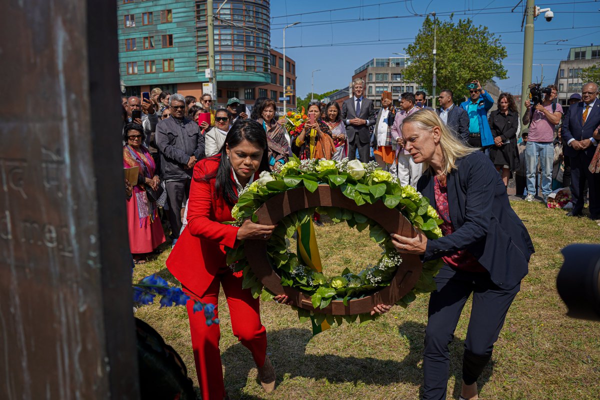 Robbert Dijkgraaf tweet media