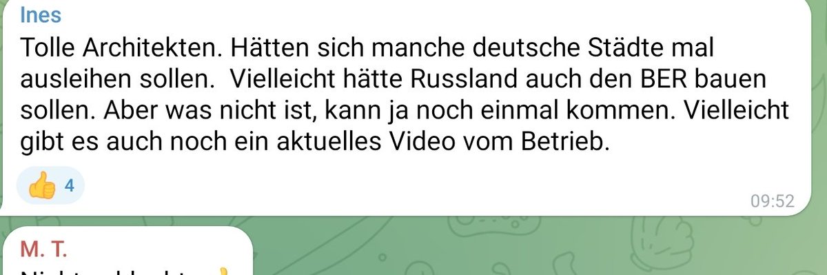 das in etwa über den IQ einer 🍌 verfügt. 
Bildersuche zeigt:Busbahnhof in Poppenbüttel. Erbaut 2011.
Nun gut, die Russen kopieren ja auch gern.
In dem Fall eine Meisterleistung. Sie haben nicht nur den Bahnhof kopiert, sondern auch die Wolken.🇷🇺👍👍
Und die fanboys feiern...🤣