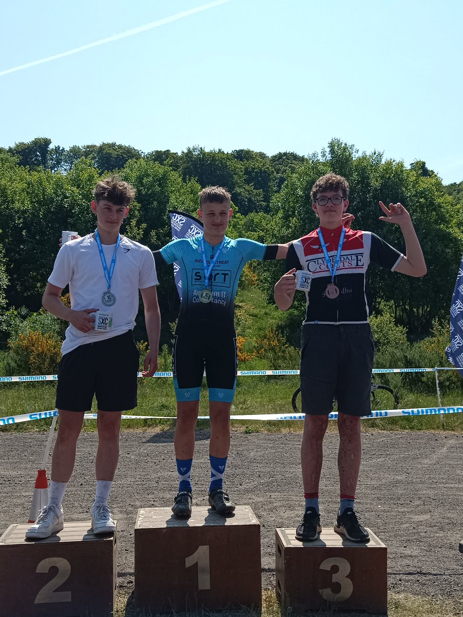 🏅at @SXC_Series and series win in beautiful sunny Glasgow. Great team work by @ScotiaOffroadRT.

Thanks to our sponsors founders @Auxilium_ITC for coming along and supporting us.

@PedalPotential @theBicycleWorks @BoroughmuirPE @athleticevouk @ScottishCycling