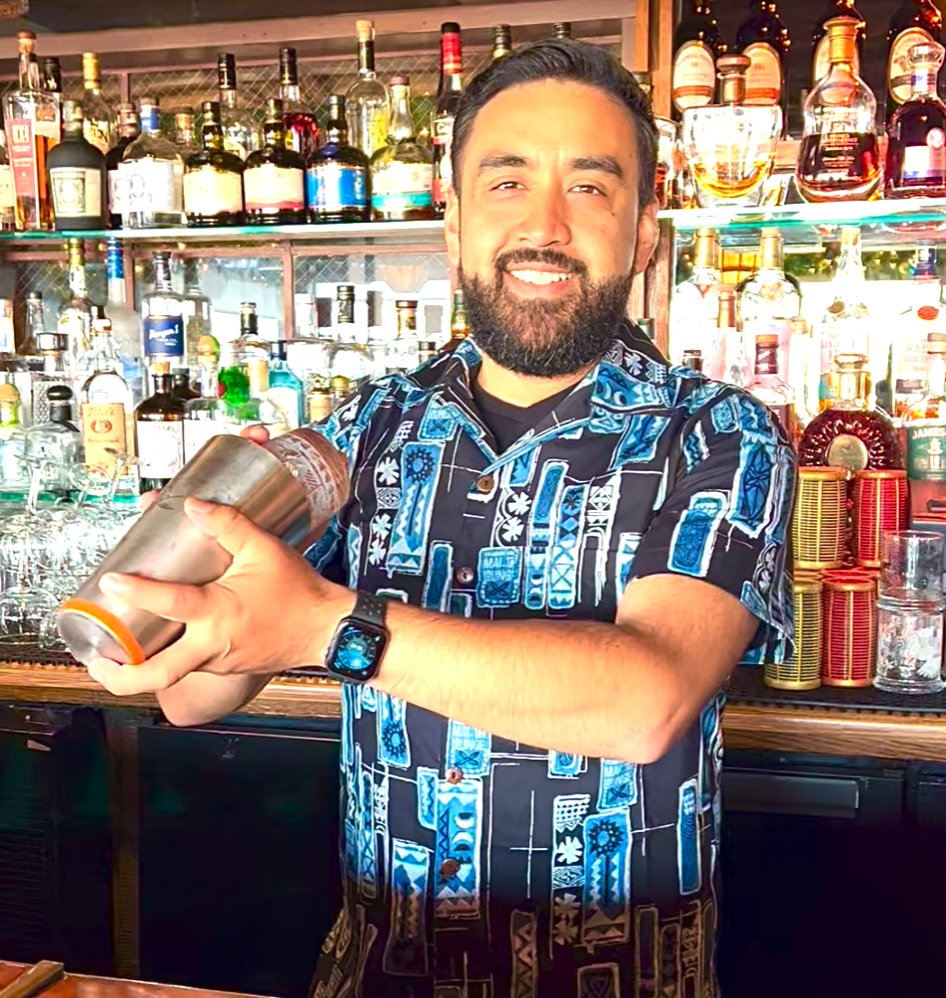 Say "Aloha" to these shirts!
Trader Vic's Aloha Shirt! Made with our 100% Cotton 
 Mai Tai Lounge Fabric designed by Tori Richards
#TraderVics