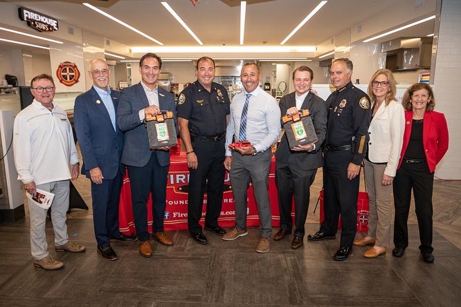 EricDiazPadron's tweet photo. On National CPR and AED Awareness week, I’d like to highlight strides #WestMiami has made recently. 

Our police department was awarded a grant from @savinglives to equip every police vehicle with an AED. 

Now, with leadership from Comm. @Ivan_Chavez_jr, we will go even further. https://t.co/oaK7zcRObV