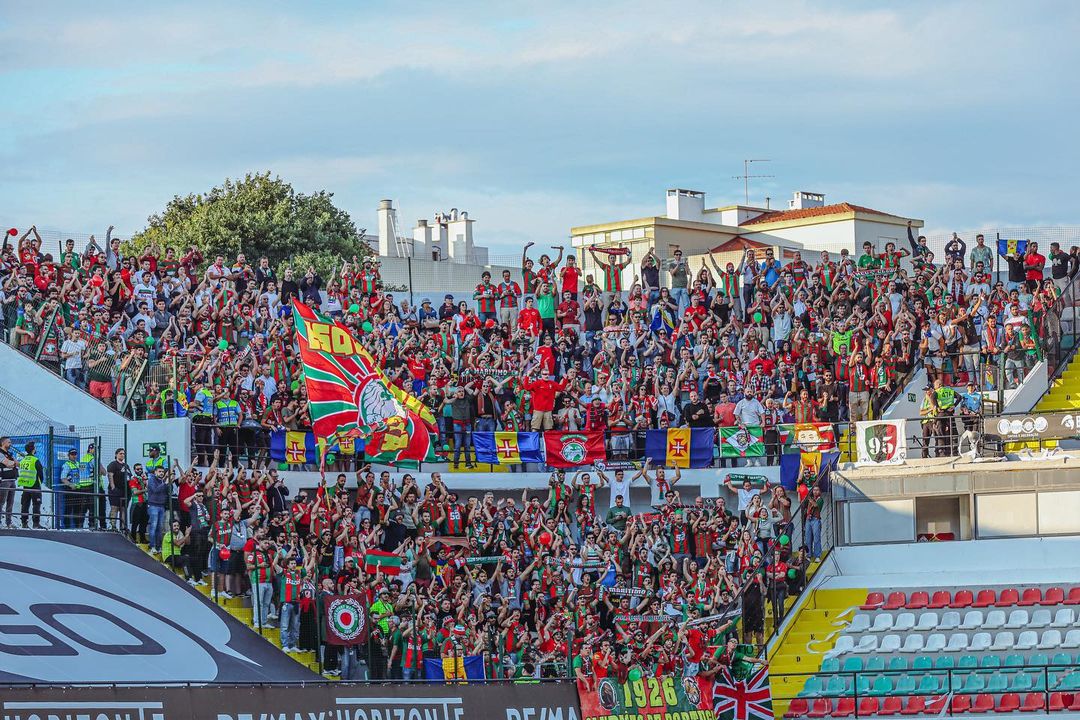 O clube pediu, os adeptos responderam e o estádio José Gomes 𝗘𝗡𝗖𝗛𝗘𝗨 🏟🔥

Duas equipas com a ambição da #LigaPortugalbwin e, a nível de apoio, qualquer uma está à altura do desafio ☝️ Também vais marcar presença na segunda mão?

#LigaPortugal #criatalento #nãopára