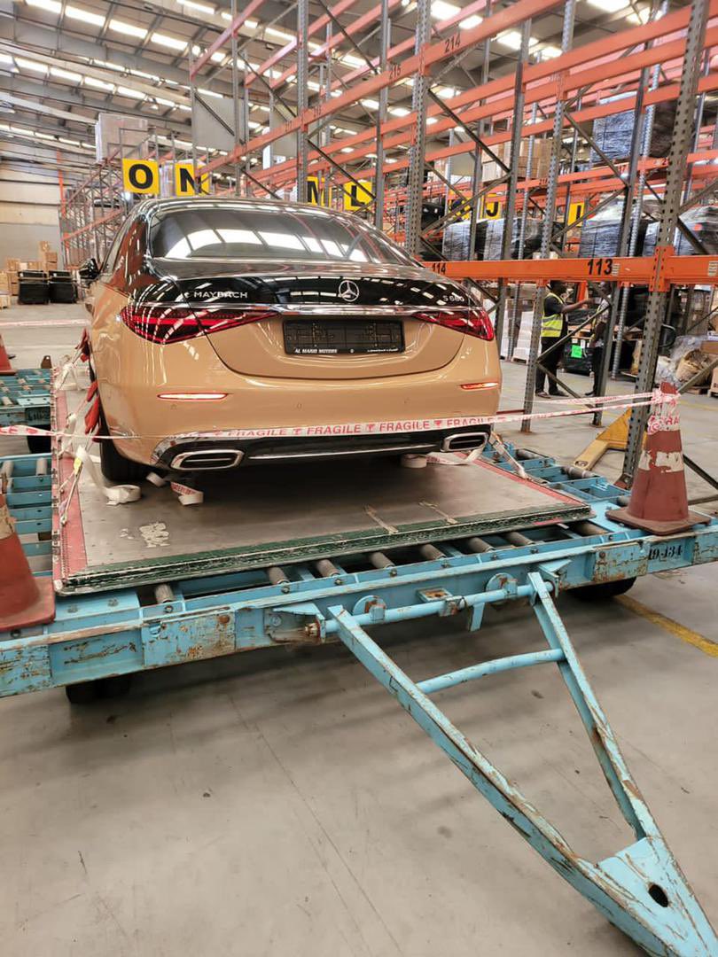 davido's tweet image. Touch down Lagos ! Where we Dey wash am this night ! ?