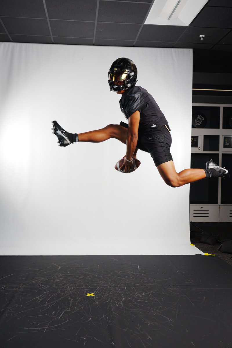 I will be back at UCF tomorrow! #ChargeOn ⚔️ <a href="/CoachDavidGibbs/">David Gibbs</a> <a href="/CoachWilliams_7/">Addison Williams</a> <a href="/TCHSFB/">Timber Creek Football</a> <a href="/UCF_Football/">UCF Football</a>