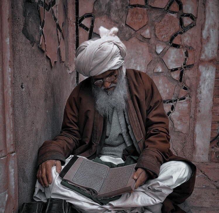 Biz dünyada kiracı...
Dünya bizde KİR ve ACI...!