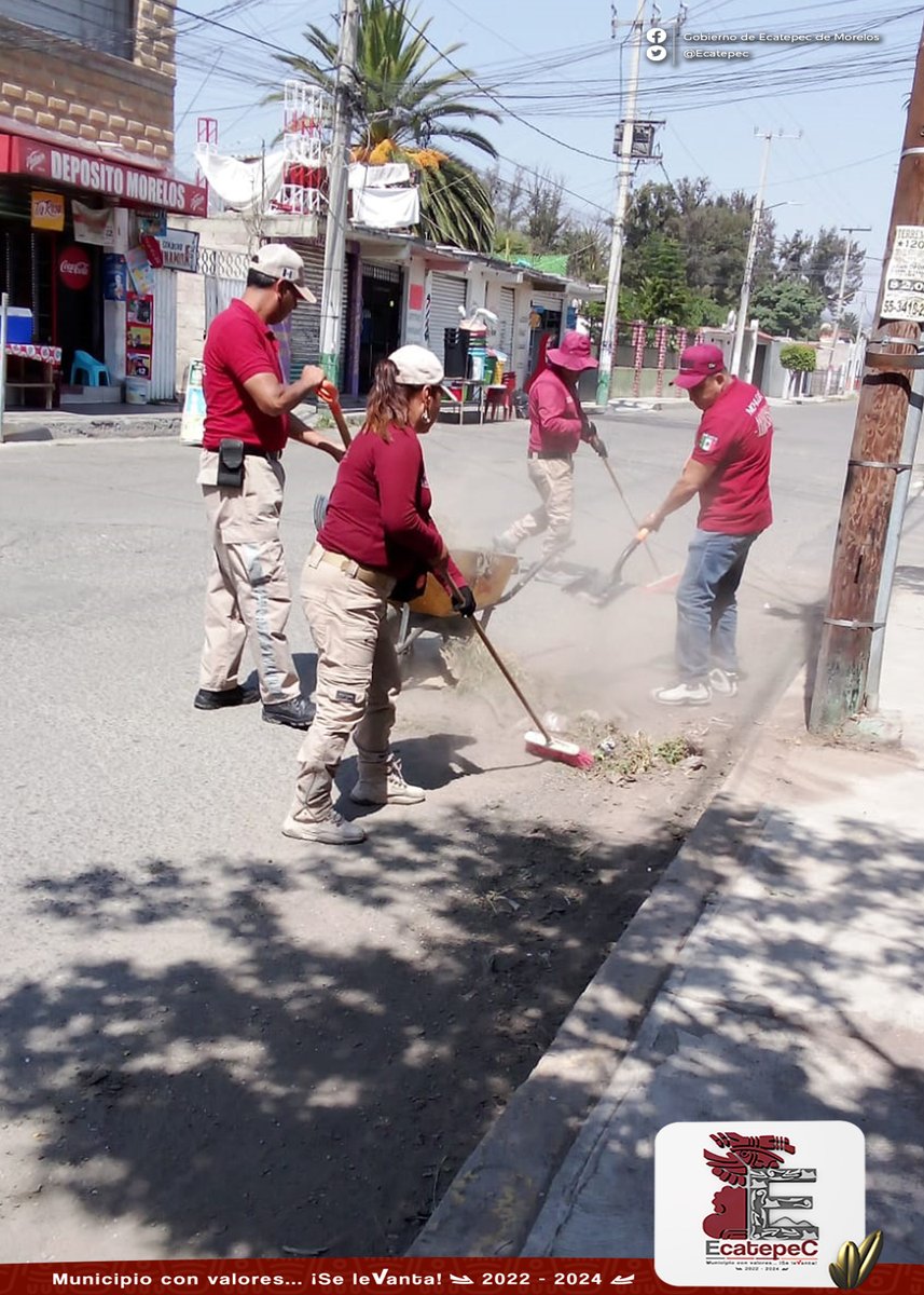 Trabajamos por un #Ecatepec diferente. Participamos en la jornada de limpieza que se realizó en la calle Francisco Villa, del pueblo de Guadalupe Victoria. ¡Tú también puedes sumarte a estas labores! Evita tirar basura en la vía pública. #MunicipioConValores