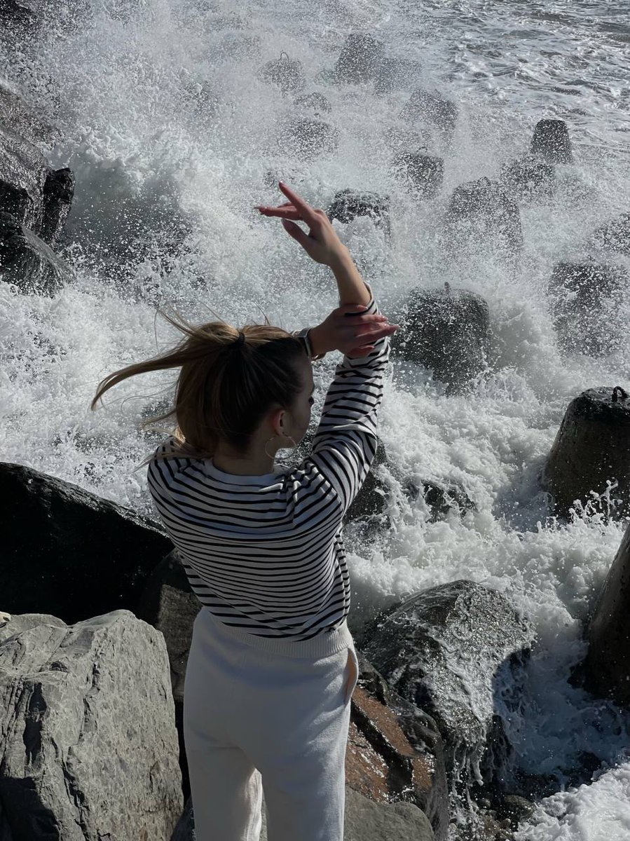 Sofie Eva tweet media