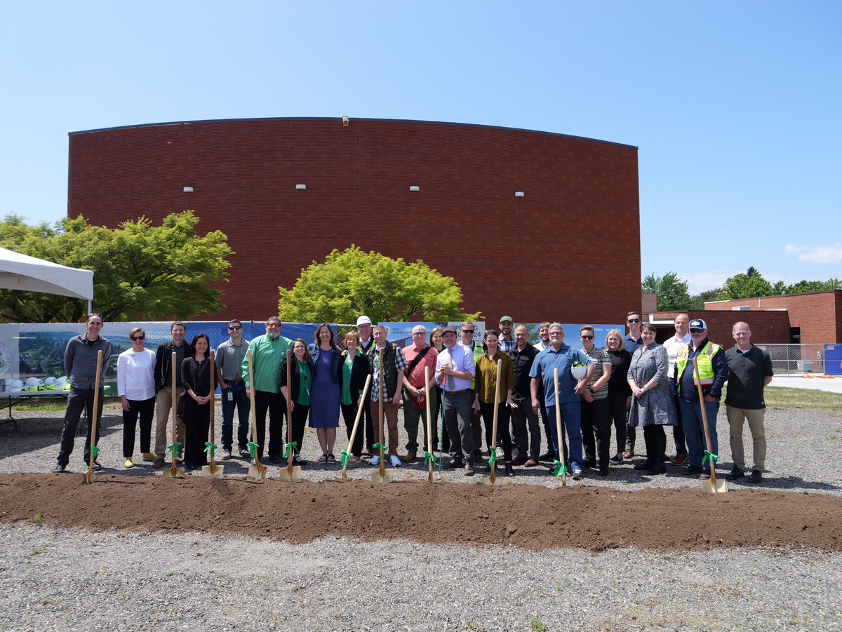 SkanskaUSA's tweet photo. In Vancouver, Washington, our team broke ground at @CDHY_WA, making way for the new accessible and innovative learning center and athletic facility—particularly suited for PreK-12 students. #Milestone #CDHY #ShapingOurFuture #Education https://t.co/e52eNUH92D