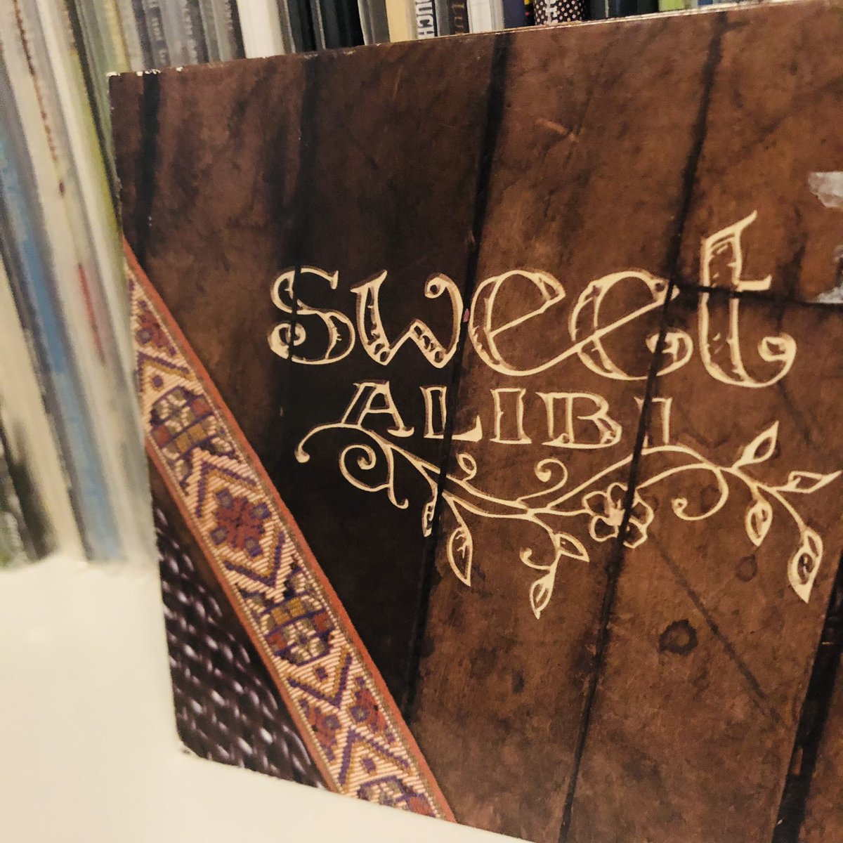 WitchpoliceFM's tweet photo. Closing out the local ‘S’ releases and embarking on a journey to ‘T’ town…
On the player 🧵:
- @DutyTough - Studies in Grey (2019)
- Sundoz - Goin’ to Town (1996)
- @SweetAlibi1 (2011)
- @SweetAlibi1 - Walking in the Dark (2016) https://t.co/2CmyiF6Wqi