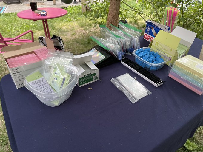 Thank you @mollybsimmons for creating a space for our community to hang out on #IWD, swop clothes, DIY<a class="tags" target="_blank" title="On Twitter" href="/?out=eyJ0eXAiOiJKV1QiLCJhbGciOiJIUzUxMiJ9.eyJpYXQiOjE3MjQ4NzI2MjgsImlzcyI6InR3cG9ybnN0YXJzLmNvbSIsIm5iZiI6MTcyNDg3MjYyOCwiZXhwIjoxNzU2NDA4NjI4LCJyZWRpcmVjdF91cmwiOiJodHRwczovL3R3aXR0ZXIuY29tL21vbGx5YnNpbW1vbnMifQ.DCsqhqafwdfuCDwi0VXoxrnRpyeC_2ffTuKDb50c6Z7a4iZiRc1E05pViXplMb4dzn77oTlcl7h2RM_P6QAlig">@mollybsimmons</a><a href="/tag/iwd"class="tags"><span>#iwd</span></a>