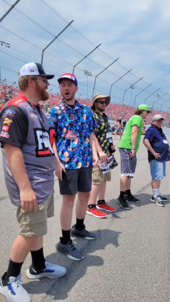 A_Boes21's tweet photo. Safe to say this weekend was a good one! Got to see some old friends and meet some new ones as well. The #enascar setup in the fan zone was super cool as well. https://t.co/3QSUzeH0Wg