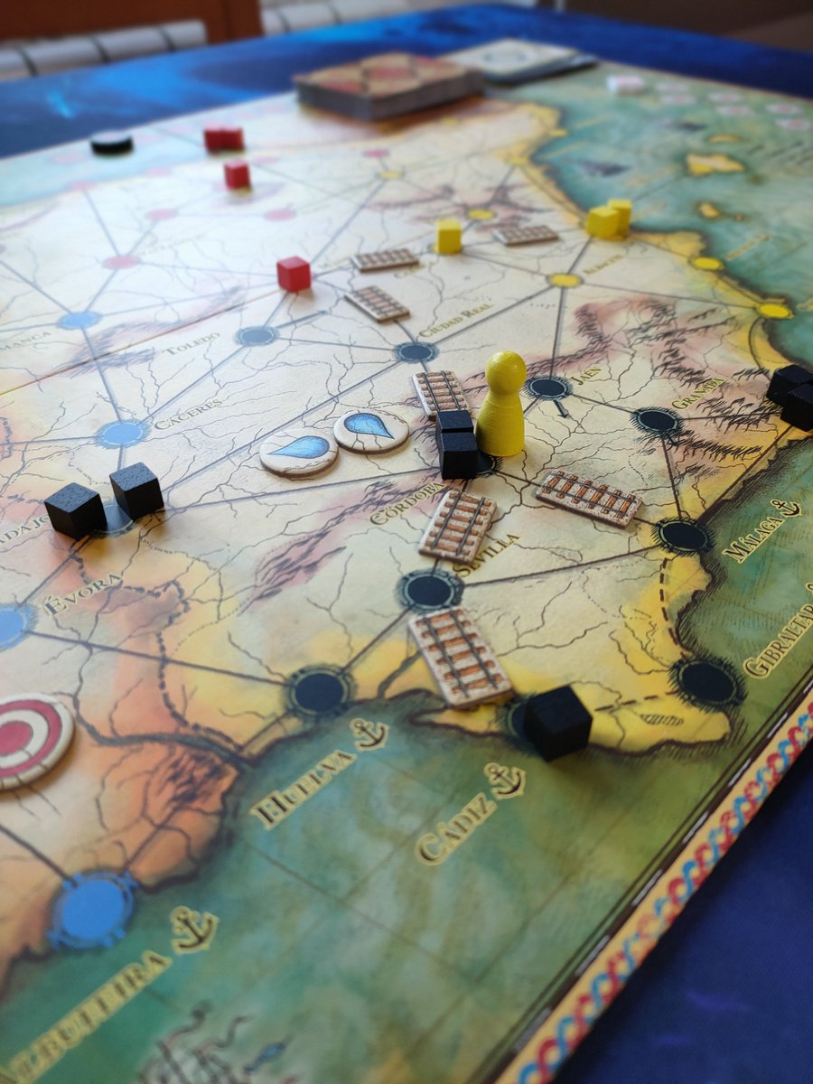 Partida al Pandemic Iberia de <a href="/ZManGames_ES/">Z-Man Games en español</a>
Perdimos cuando nos quedaban dos turnos para ganar por unos brotes inesperados en Portugal.
Como molan los Pandemic y en especial este!