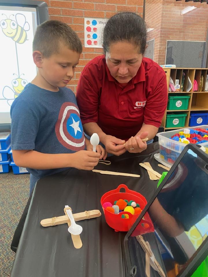 RLSStars's tweet image. A terrific first day of summer library!  Thanks for spending your afternoon with us.  See you next week when we Makerspace arts and crafts!  Story starts at 1:00, snacks are ongoing, and thinking takes a while - so come ready to "bee" creative!