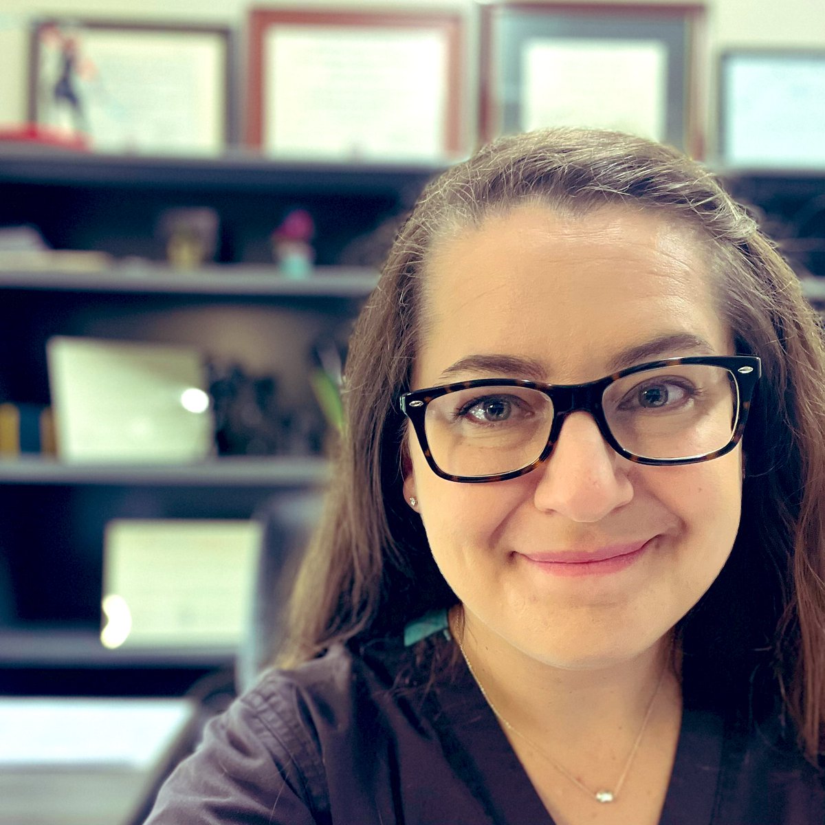 It’s official, in the fall I’ll be promoted to associate professor of medicine at @McGovernMed! Thank you so much to everyone who has supported me along the way. It’s been really great connecting with everyone involved w/ #NephTwitter & beyond!
#NephForward 🧡
#WomenInNephrology