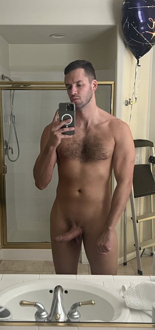 Good morning https://t.co/3FujDLw4hS