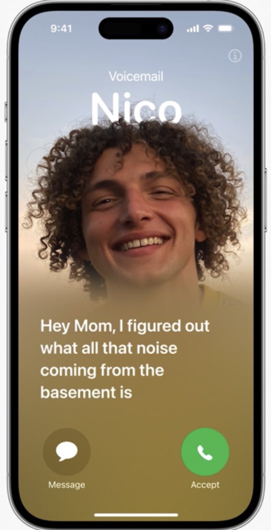 GreenScreenCine's tweet photo. Live voicemail is going to be huge for screening out robocalls #WWDC2023 https://t.co/8Jflbf9Rxk