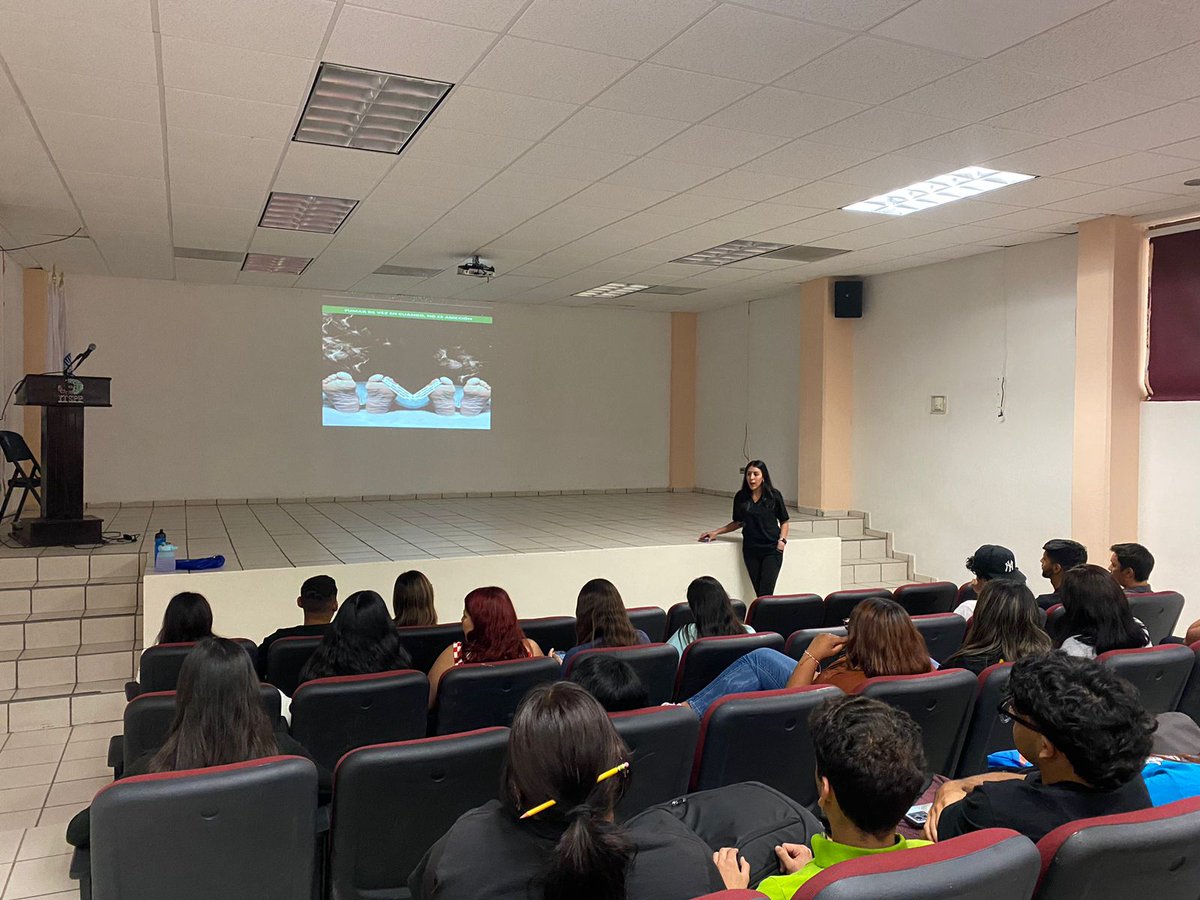CECOSAMAPTOPCO's tweet photo. Plática de sensibilización "Mitos y Realidades de las Drogas", con alumnos del Instituto Tecnológico Superior de Puerto Peñasco, con el objetivo de concientizar sobre el uso de las diferentes sustancias.
#mitosyrealidadesdelasdrogas #CapaSonora #capaptopco #CuidaTuSalud #CONADIC https://t.co/ViDTeW6Kpn