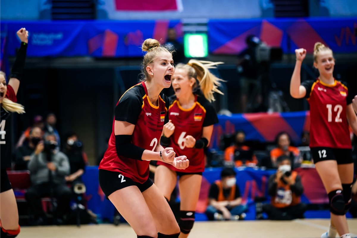 Unsere Nationalspielerinnen haben ihre erste Woche bei der Volleyball Nations League hinter sich gebracht. schweriner-sc.com/vnl-pogany-kae… #vnl #nationsleague #nationalmannschaft #deutschland #kanada #niederlande #volleyball