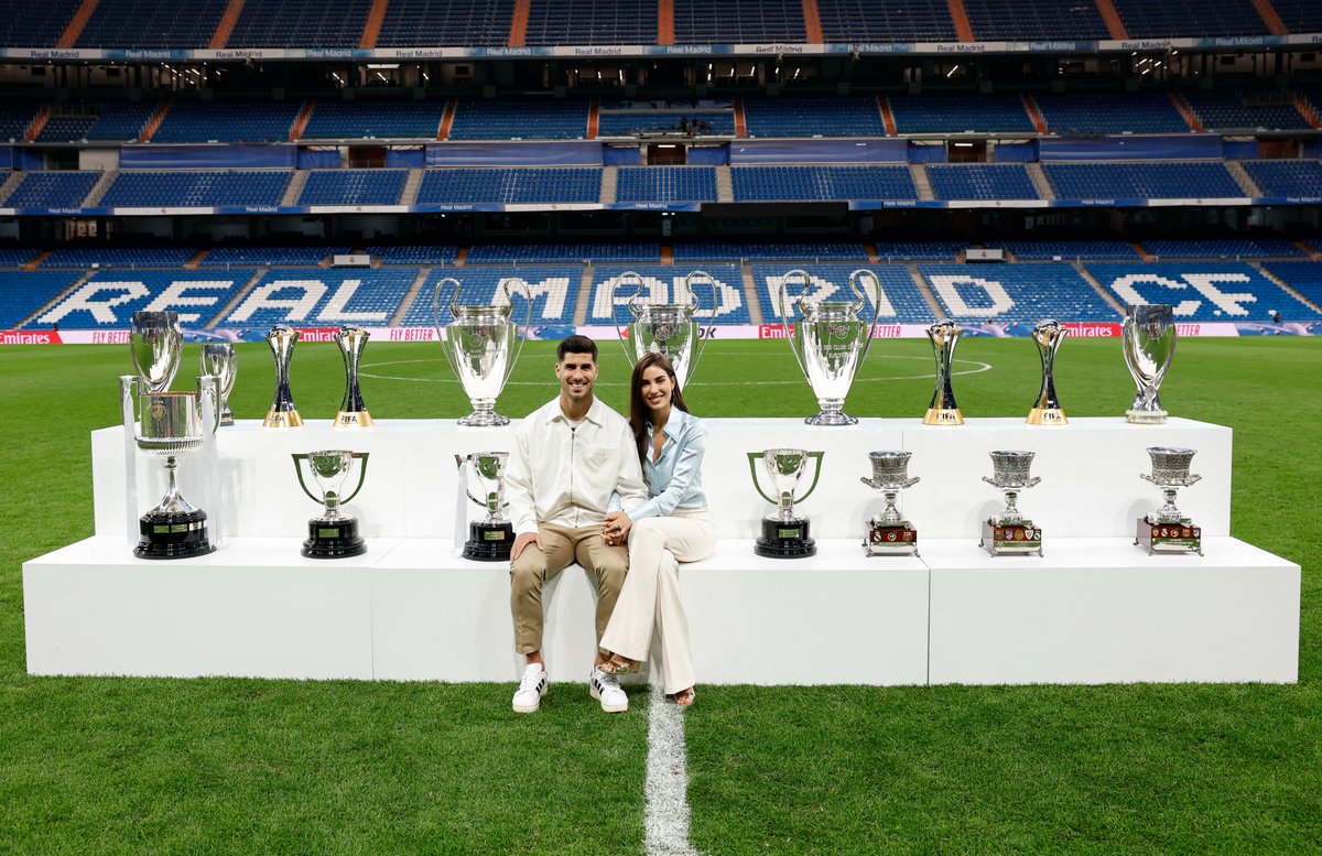 marcoasensio10's tweet photo. Todo lo conseguido sería nada sin vosotros 🏆❤️ https://t.co/YDqWRqVpYG