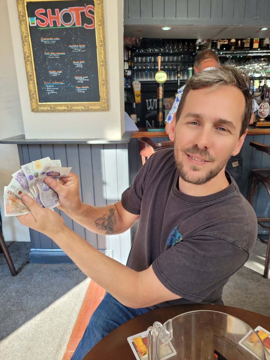 FcUplyme's tweet photo. Huge thanks to The Nags, Lyme Regis, for holding an impromptu raffle for us. Dan raised £110 and gestures like this go a long way for a club like ours #toppub #UtS  @ChezzieEvans @LymeOnlineUK https://t.co/ei9BwCg5IO
