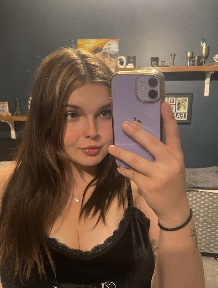 Wikky 🌴🥥🍹 tweet media