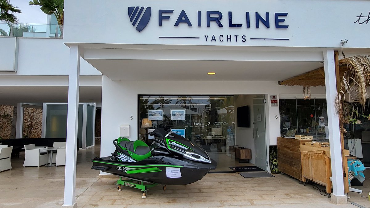 Boats.co.uk on Twitter "Our Fairline Calador, Mallorca office is crazy