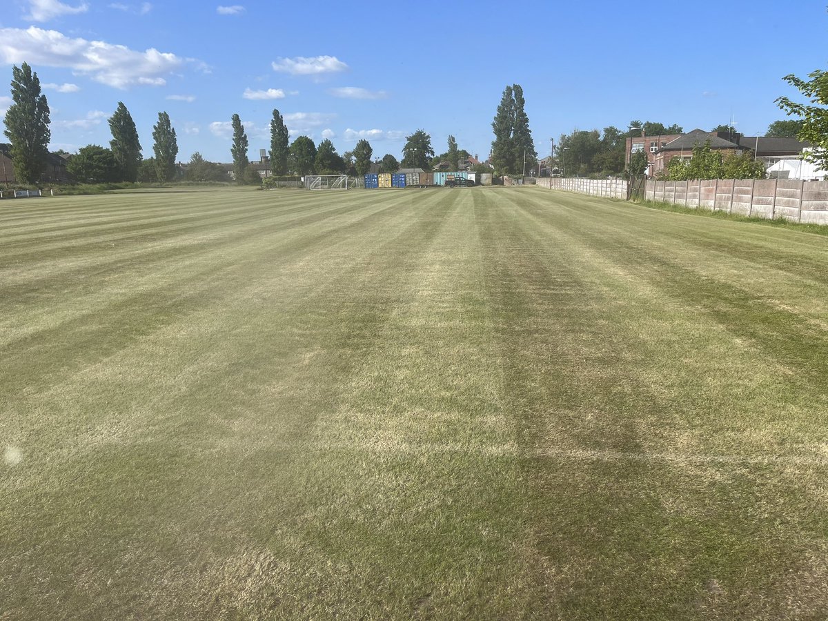 pleasantviewgm's tweet photo. Scarified this afternoon @TrimpellFC 3 passes with the amazone and plenty of unwanted material cleared out. Sand tomorrow….. https://t.co/KDw5ENKzfR
