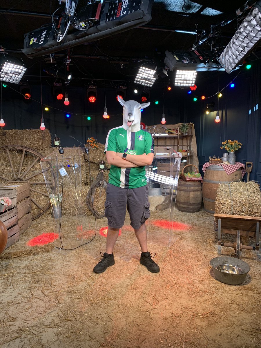 On débarque dans 15 minutes pour l’événement de la fin de saison. 

En plus y’a <a href="/Ludo_Obraniak/">Ludo Obraniak</a>, la <a href="/FFLose/">Fédé 🇫🇷 de la Lose</a> et Benjamin Nivet 🐐

📺 twitch.tv/ligue1ubereats