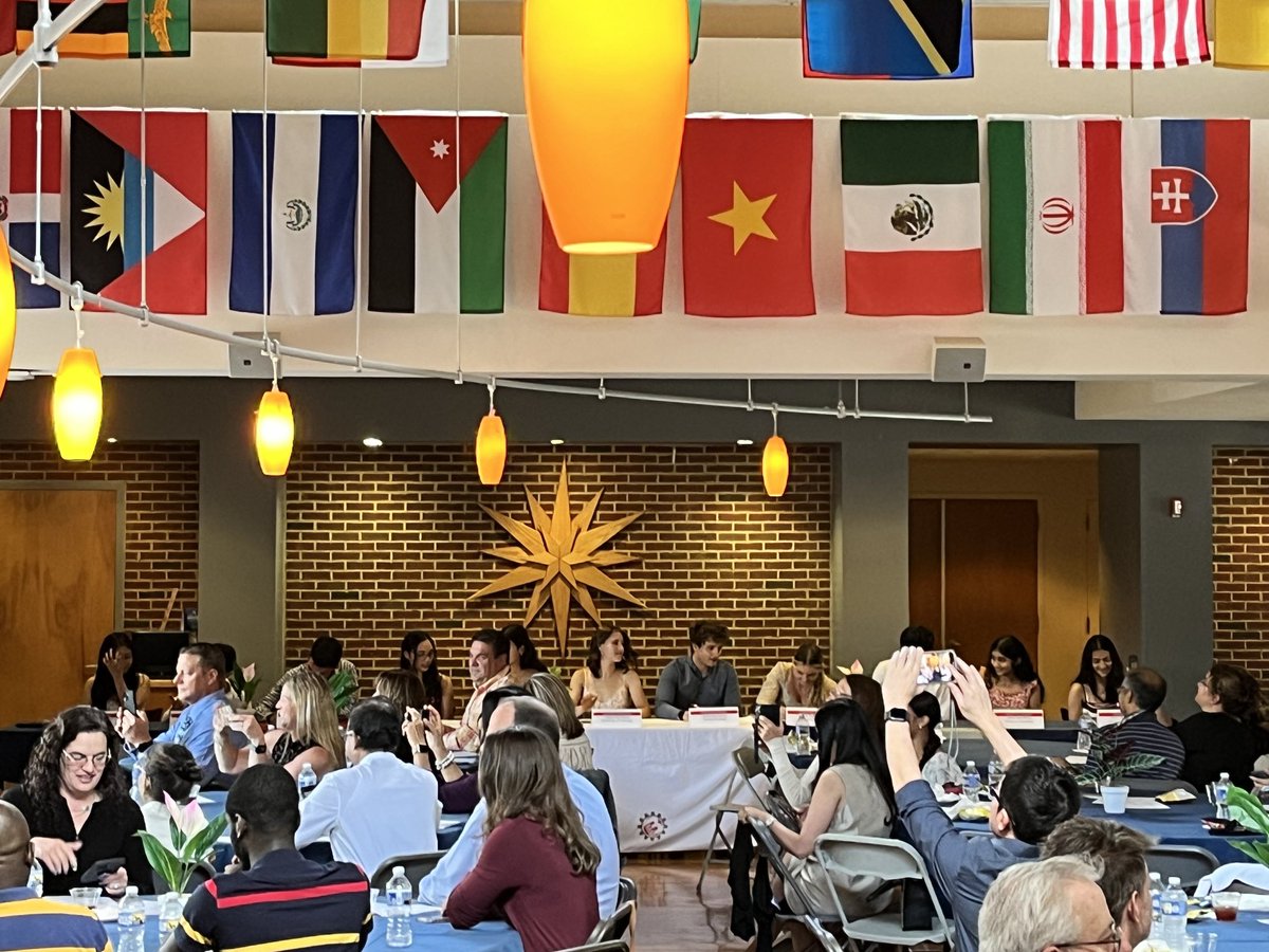 Today the top Hurricanes &amp; Patriots in academics sign their letter of intent.  Awesome job.  Go CANES!!!