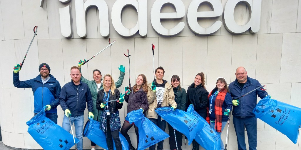 Join us in celebrating #WorldEnvironmentalDay by discovering more about iGreen, Indeed’s employee-led sustainability program, and our company-wide actions for a greener Indeed and world! 💚 indeedhi.re/3WOioxP

#InsideIndeed #ESG #Sustainability