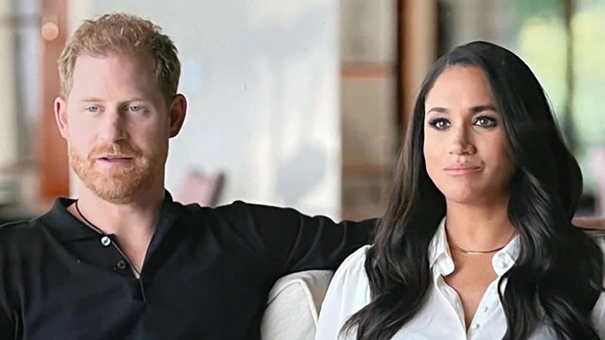 Smash that like button if you feel The Harkles are just needy attention seekers who just need to go away please retweet #MeghanAndHarryAreLiars #DumbPrinceAndHisStupidWife #MeghanAndHarryAreFinished #HarryandMeghan #HarryandMeghanAreAJoke #WAAAGH #HarryAndMeghanAreFinished