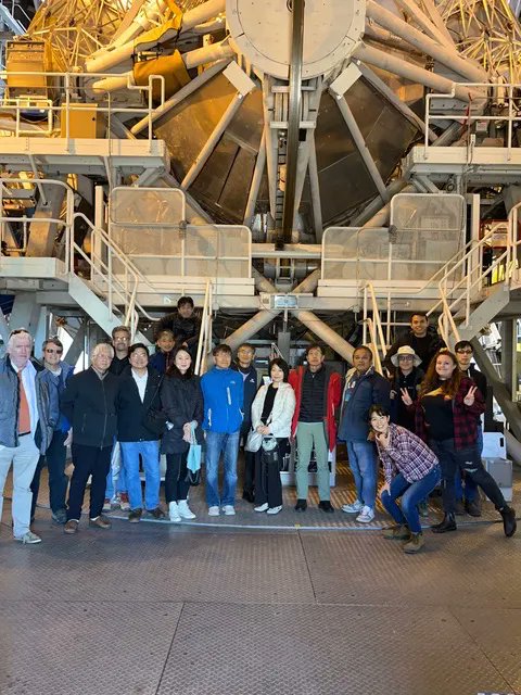 The EAO and JCMT boards met last month on Hawaiʻi Island to a full itinerary of presentations and activities - including a visit to the James Clerk Maxwell Telescope at the summit of Maunakea.