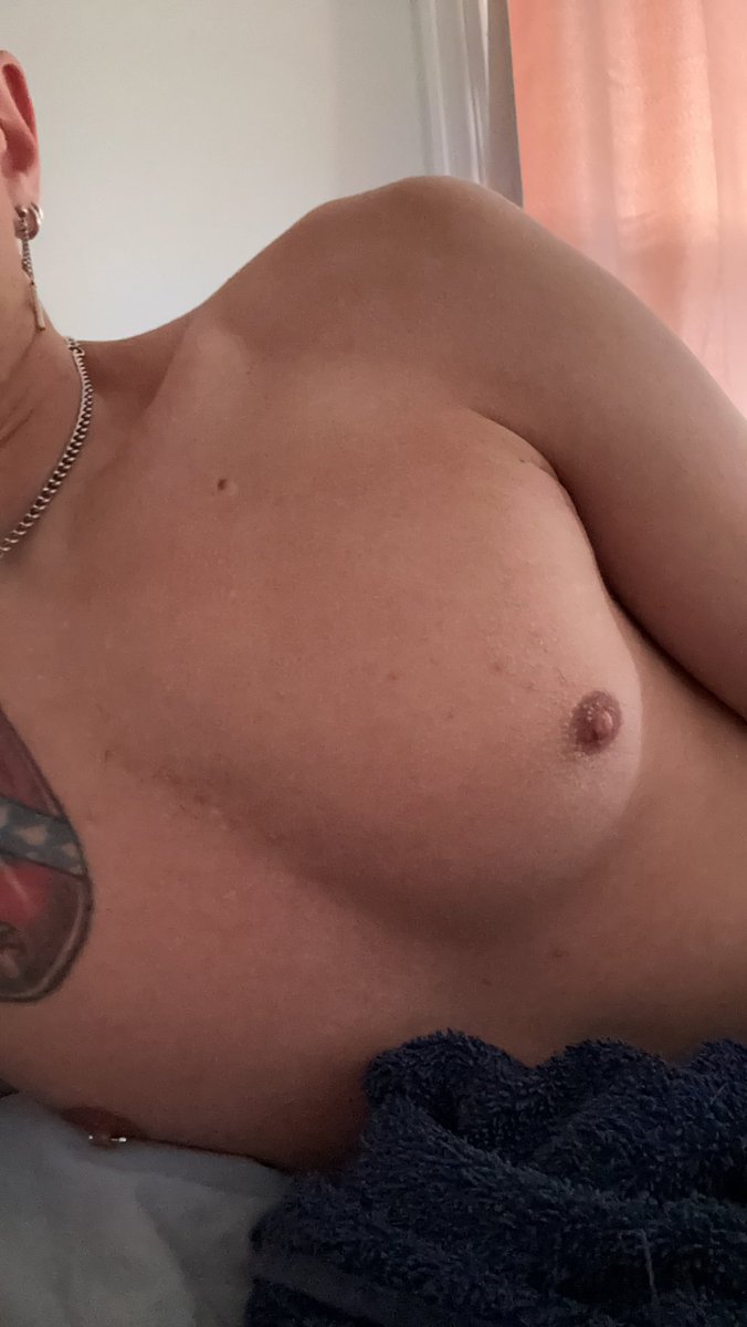 Hi sorry lookit my titty!!