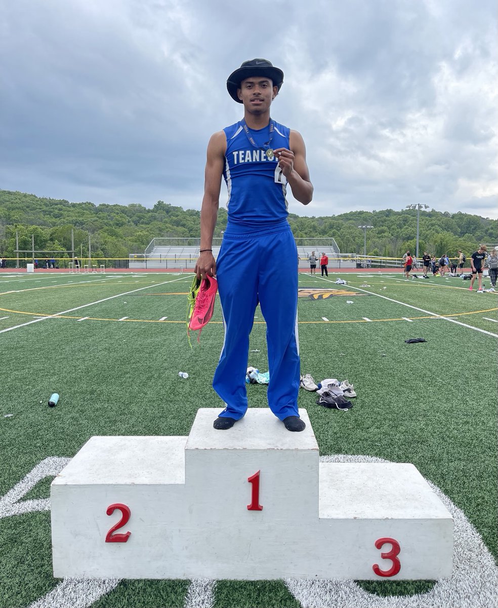 Congratulations to Alex Caba <a href="/AlexanderCaba5/">Alexander Caba</a> the 
N1G3 State Champion in the 200 meters!! 

Caba also took 2nd in the 100m and 7th in the 400m as well.  

Next year Caba will be a multi-sport athlete in Track and Football for <a href="/lafayetteTF/">Lafayette T&F/XC</a> <a href="/LafColFootball/">Lafayette Football</a>
