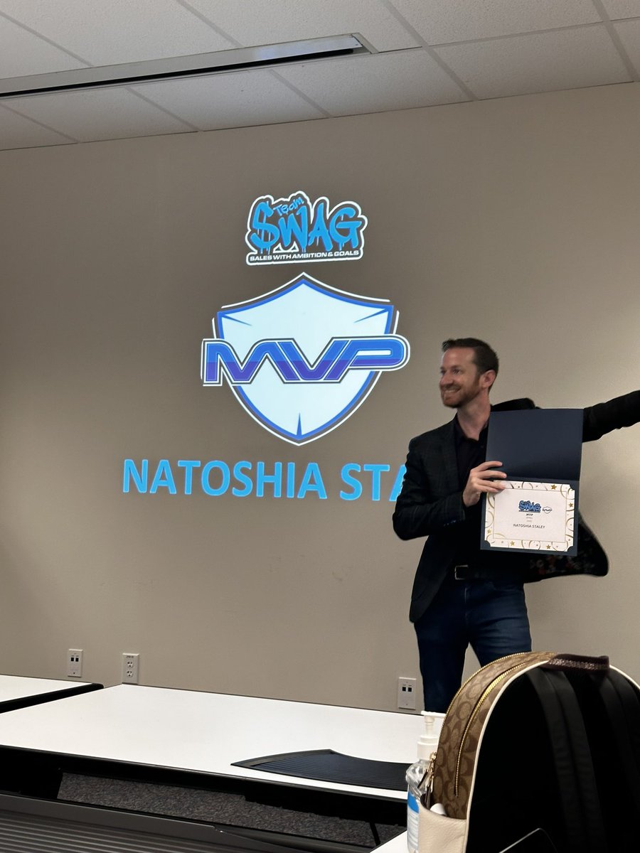 ToshMS's tweet image. HUGE Thank You &amp;amp; so much appreciation to #TeamSwag @realmccoy1988 ‼️ It was a great honor to be given a award for MVP from my role in protection ‼️✨ #TeamSwag #MVP  #TheMILL