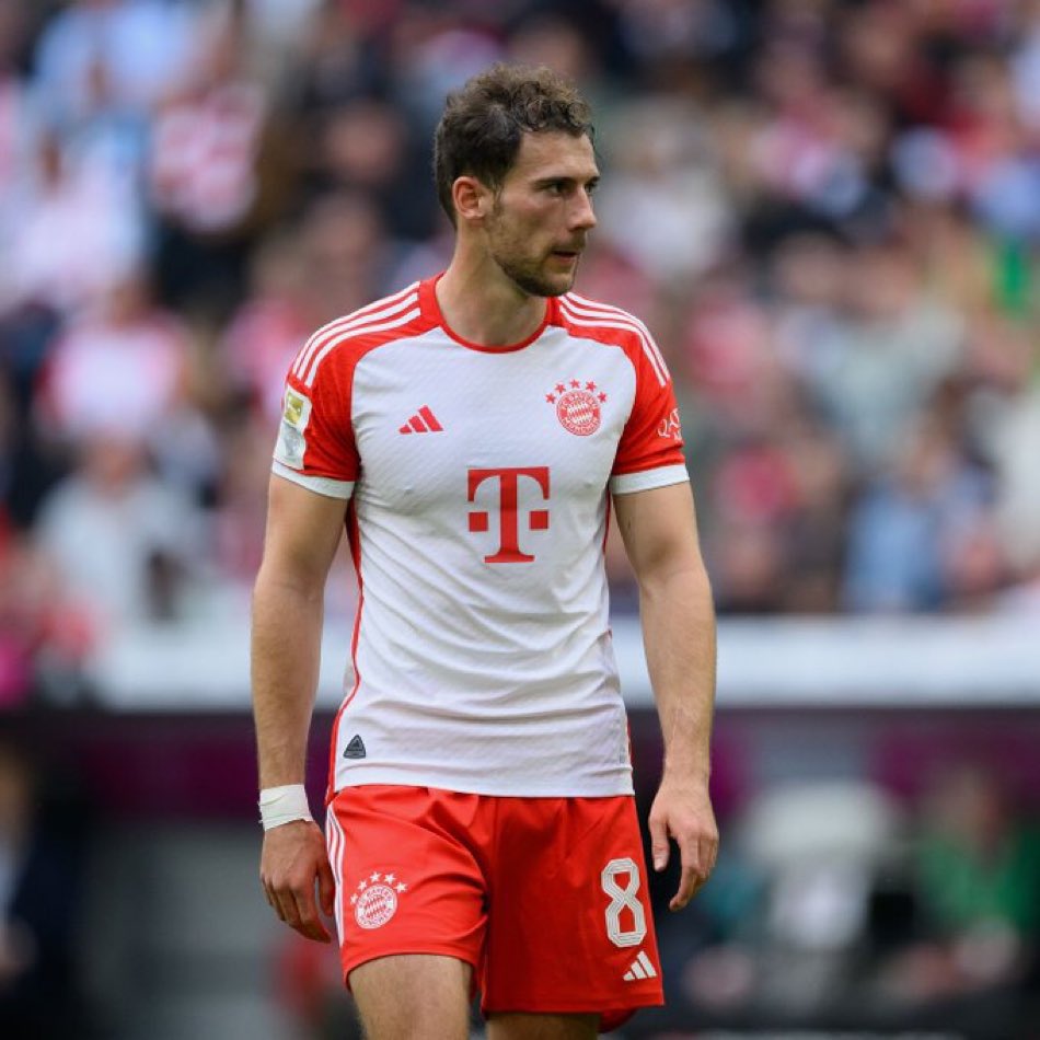 🚨 Manchester United are monitoring Leon Goretzka’s situation at Bayern Munich. His future is uncertain because of the Declan Rice pursuit. 
#BHAFC

#HollyWilloughby #FreeSenegal #fromis_9 #UkraineWar #UkraineRussianWar #counteroffensive #TiananmenSquareMassacre #ManCity #Messi𓃵