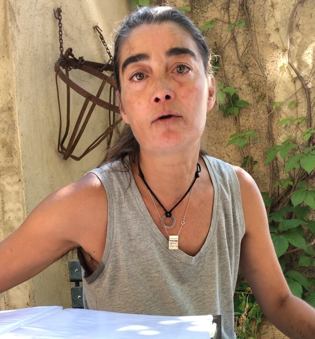 LensofradA's tweet photo. A #l_ensofrada, dissabte a dos quarts de 7 de la tarda, presentarem i farem lectures del llibre #PrioratenPersona, tindrem les participants de la setena edició @teresaibars i #NuriaMartinezVernis i un que vindrà aviat.... @itramselas https://t.co/sQX7BKKnAr