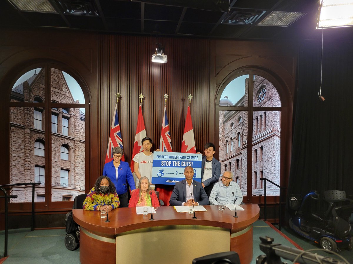 At Queen's Park with @SarahJama_ @DavidMeyers6 @CIL_Toronto @CllrJamaalMyers to say No Cuts to Wheel-Trans!  Thousands of seniors and people with disabilities are being re-registered, & some forced onto crowded buses, streetcars, subways. #AODAFail
Report: ttcriders.ca/wheeltransrepo…