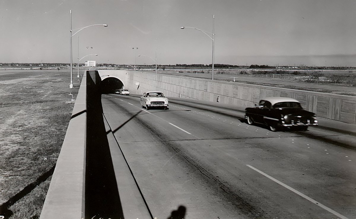 traces-of-texas-on-twitter-the-laporte-entrance-to-the-baytown-tunnel