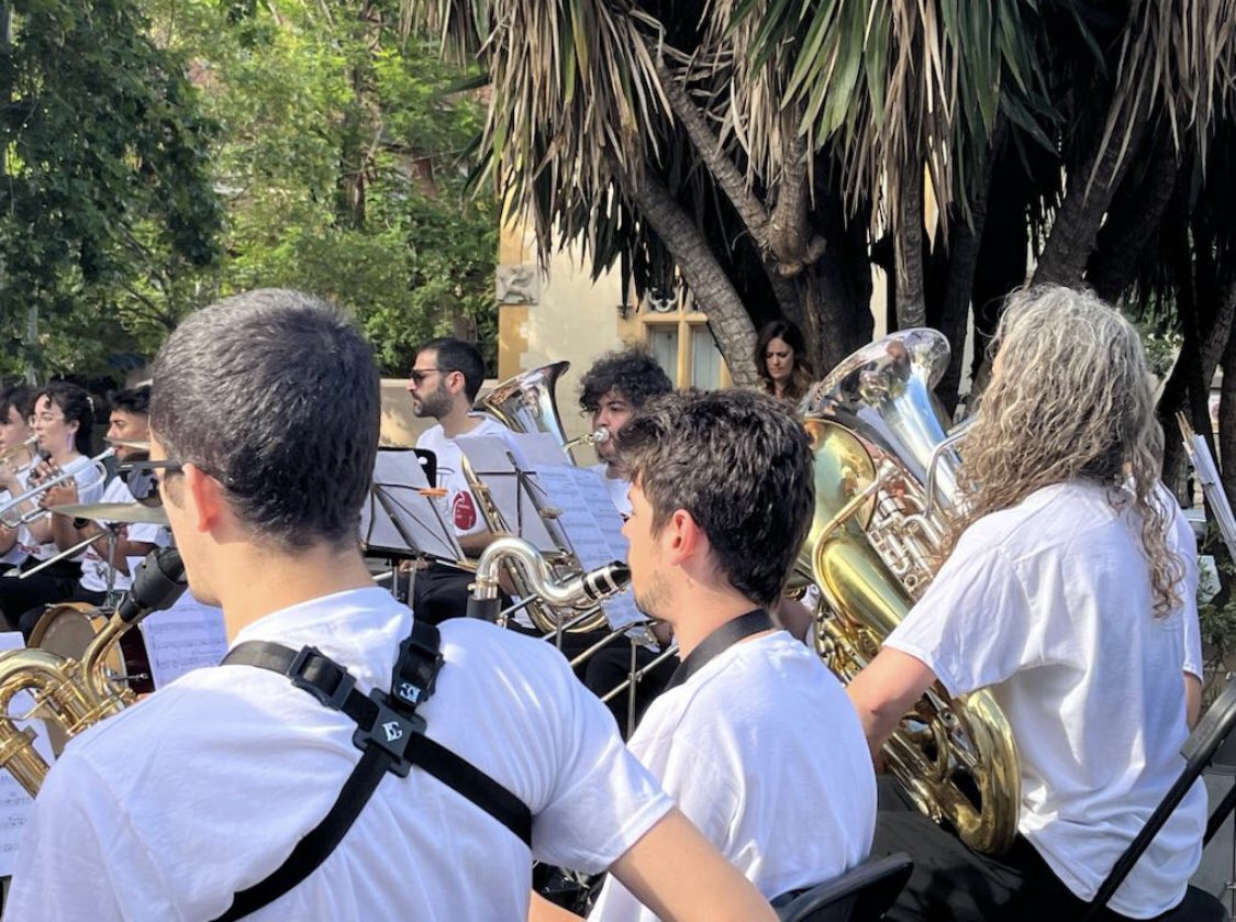 amcv1999's tweet photo. Ahir va ser la Tubada 2023 🎷🎷🎷i ens alegra molt dir que va ser un gran èxit! 

Gràcies a tothom que va fer-ho possible, en especial a @acatub_cat 🙌🏼🎶 i, per suposat, a tothom que va venir a veure’ns! Sou el millor públic! 

#Tubada2023 #CerdanyolaDelVallès #AMCV #ACATUB https://t.co/G0TMxch0xm