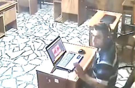 meclis başkanı: sayın osman gökçek burası ted koleji değil lütfen kendinize gelin

osman gökçek: